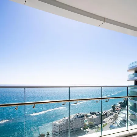 Del Mar Beachfront 3 Bedroom 'c' * Lemesos