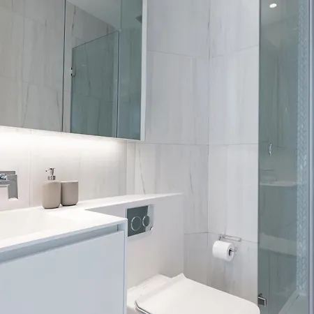 Del Mar Beachfront 3 Bedroom 'c' * Λεμεσός