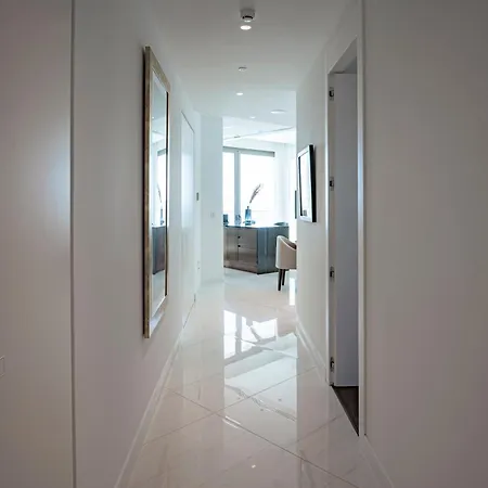 Del Mar Beachfront 3 Bedroom 'c' アパート