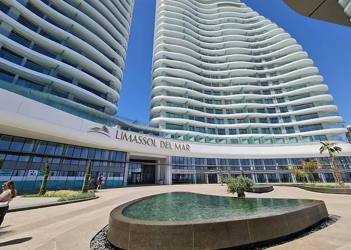 Apartmán Del Mar Beachfront 3 Bedroom 'c' Lemesos